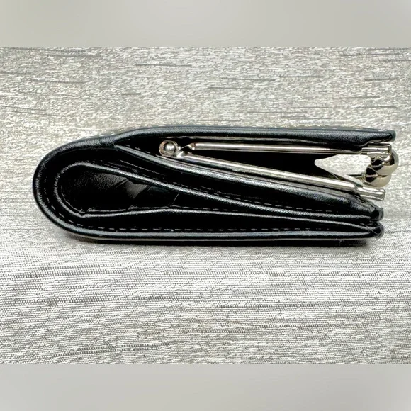 Coach Black Leather Signature Mini Wallet w/ Kisslock & Bi-Fold Snap Closure - Picture 8 of 15